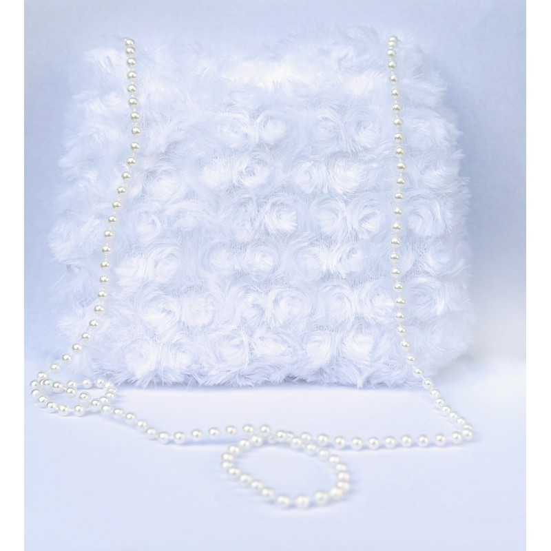 Torebka komunijna śnieżnobiała z futerka